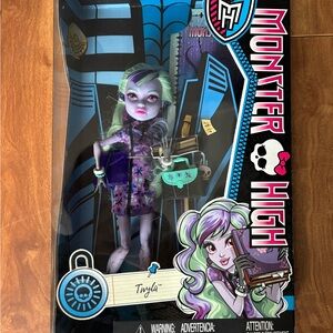 NWT Monster High Scare Mester 2013 Twyla Doll